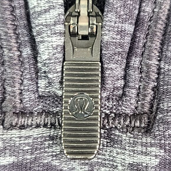 Lululemon 10 Warm Stabilizer 1/2 Zip Hoodie Rulu W3CTIS Incognito Camo HTR Women - Picture 14 of 16